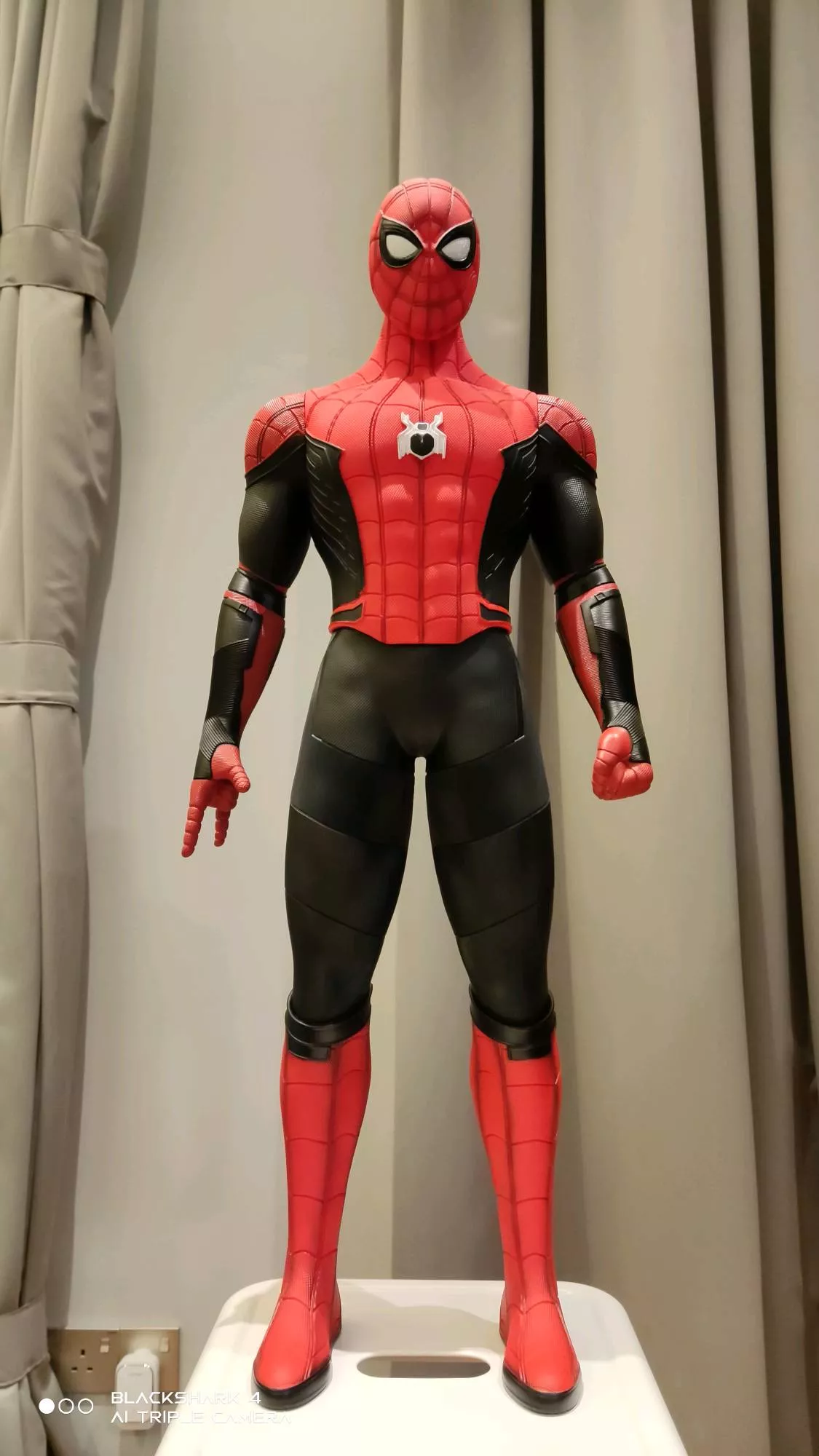 31 inch spiderman figure - DMD World